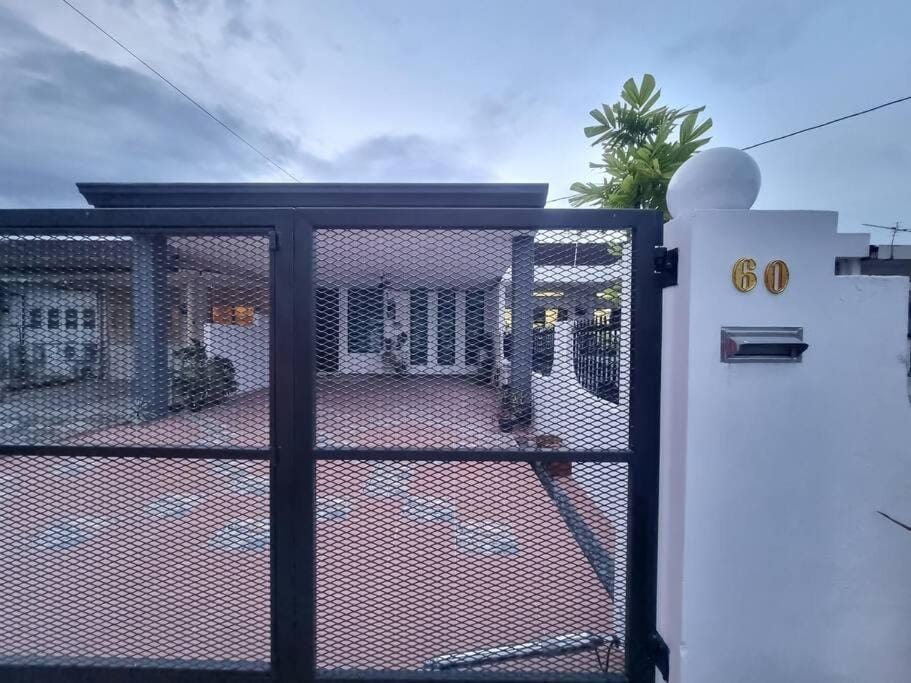Sweet 3 bedroom home @ Canning Garden, Ipoh House in Ipoh