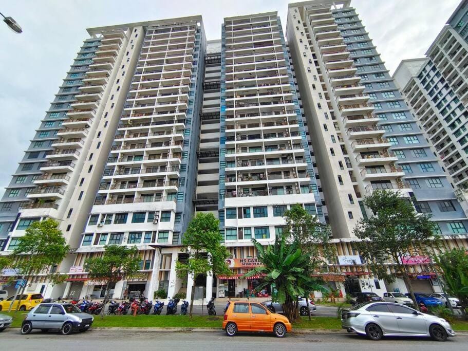 0505 The Garden Residences wifiNetflix By STAY Apartment in Johor Bahru