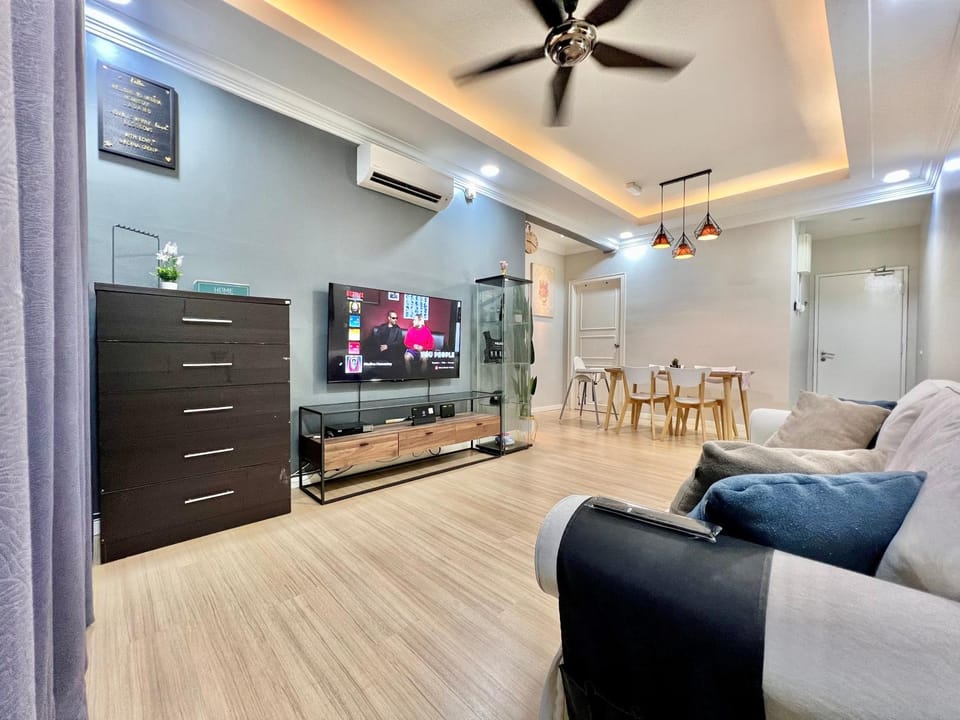 Medina Homestay Batu Burok Beach Apartment in Terengganu, Malaysia