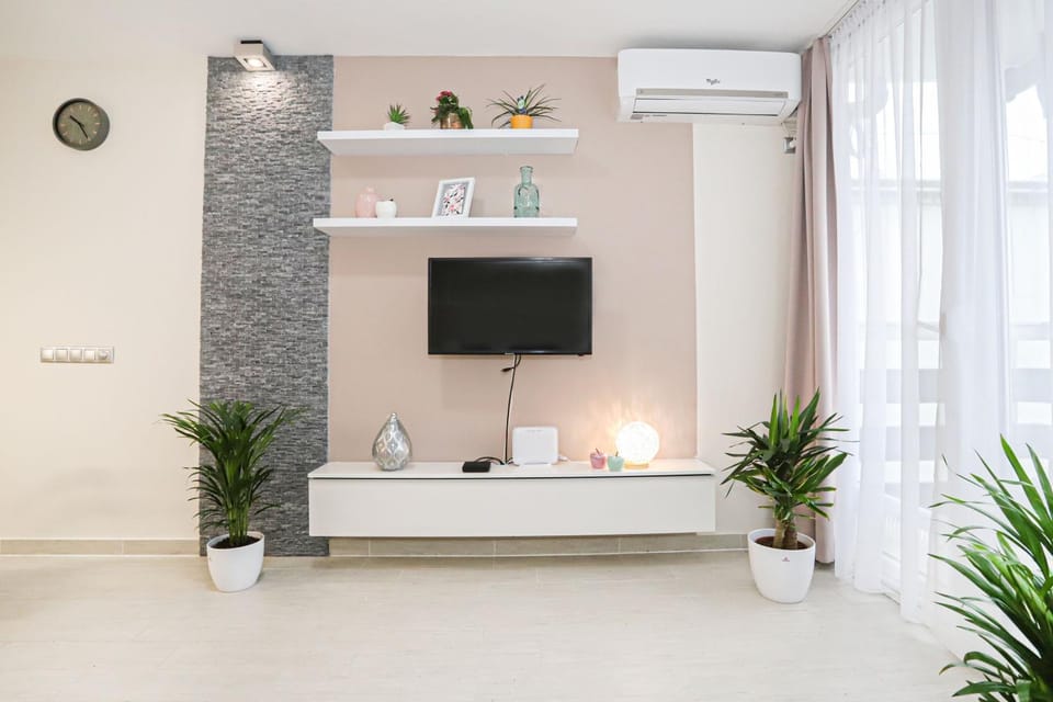 Silver Lodge Ezüstpart Apartman Apartment in Siófok