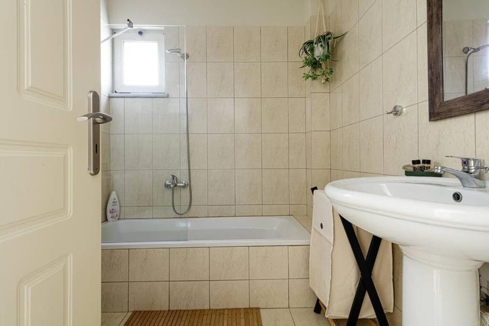 Shower, Bathroom, Bath