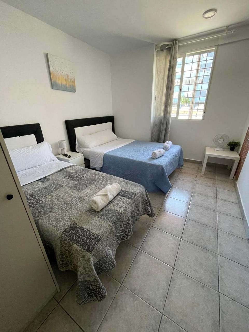 MHrosa Bed and Breakfast in Valencia