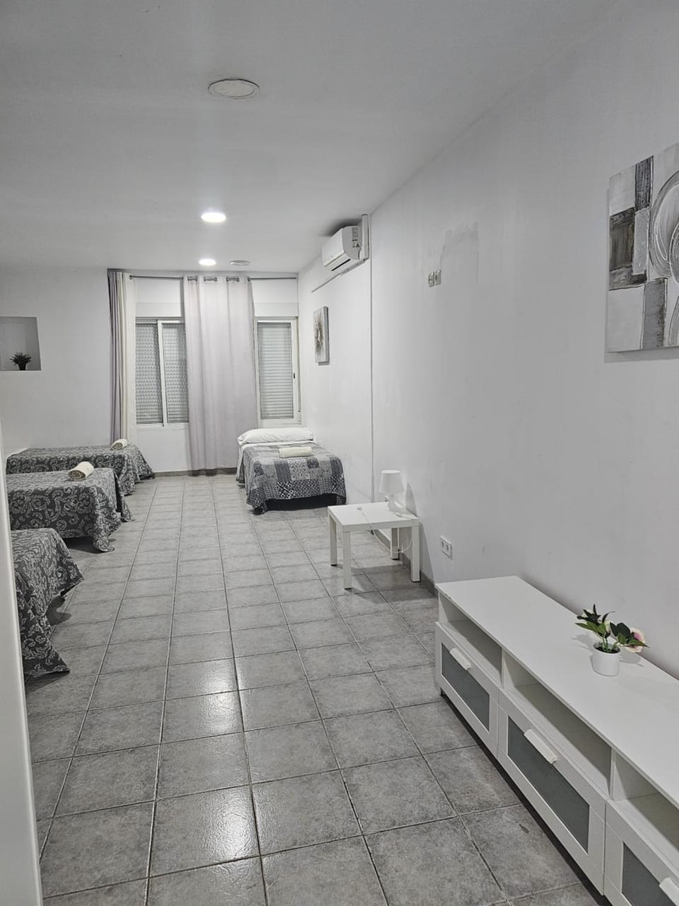 MHrosa Bed and Breakfast in Valencia