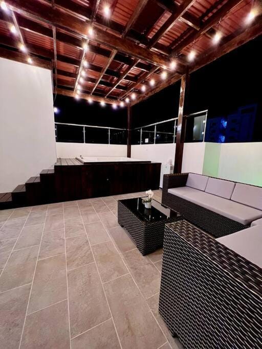Magnificent Pent House w/Jacuzzi Apartment in Santiago de los Caballeros