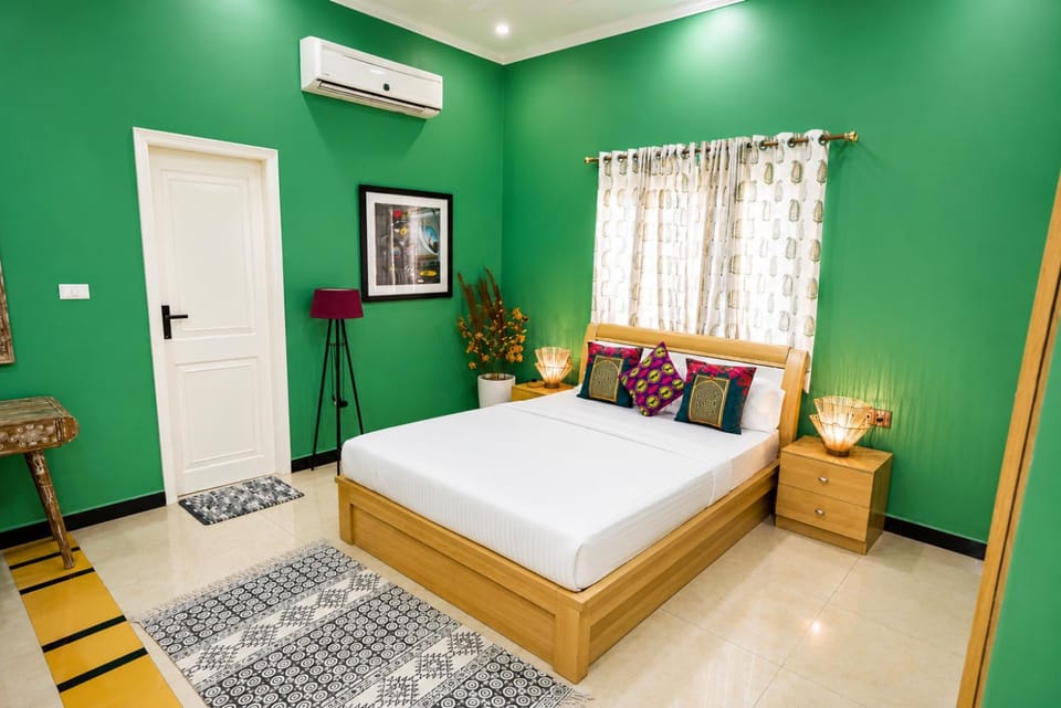 Bed, Bedroom