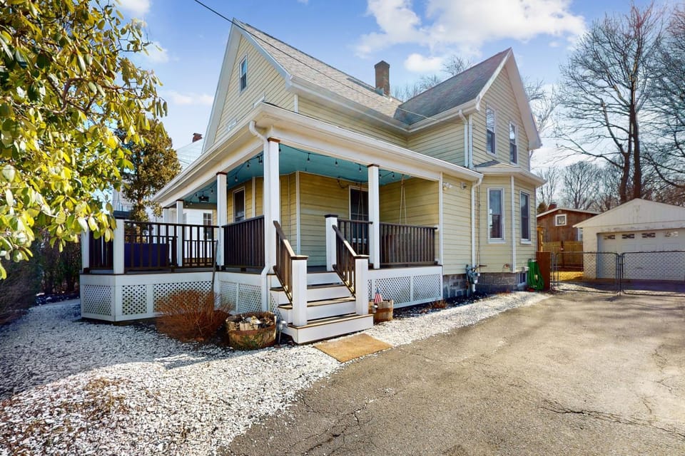 Gloucester Coastal Gem House in Gloucester