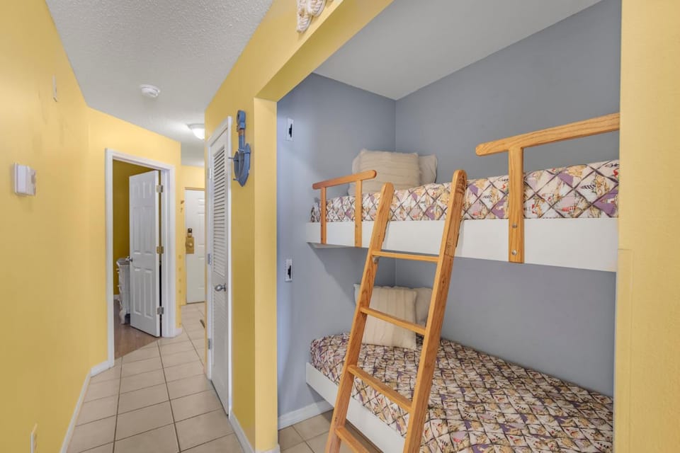 The Dunes 502 by Vacation Homes Collection Apartment in Alabama