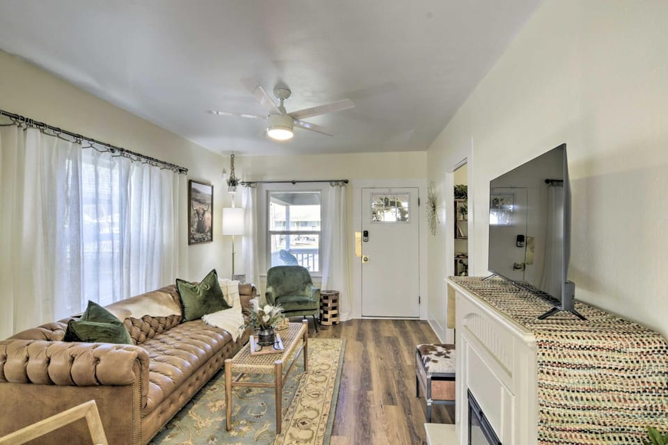 Centrally Located House in Chico with Gas Grill House in Chico