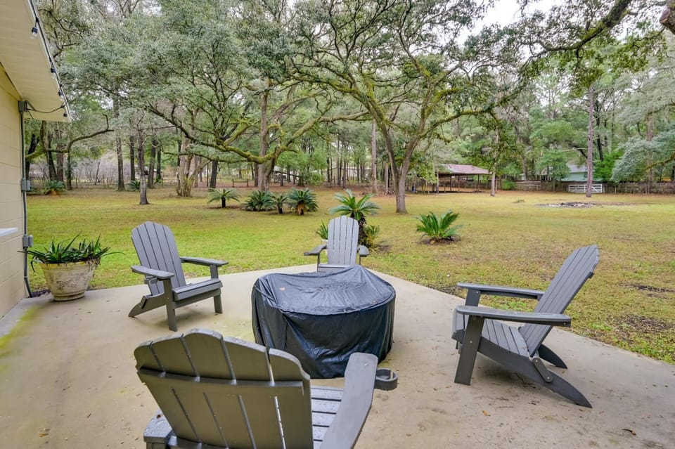 Pool Table, 4 Mi to Lake: Inverness Getaway! House in Florida