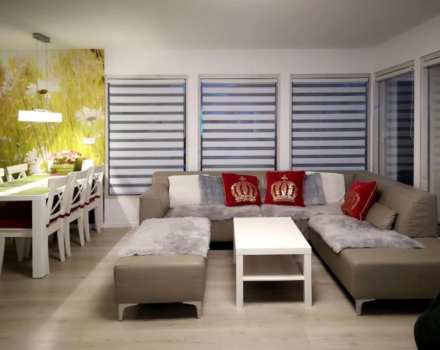 Haus JULIA direkt am Hennesee mitten im Sauerland House in Hochsauerlandkreis