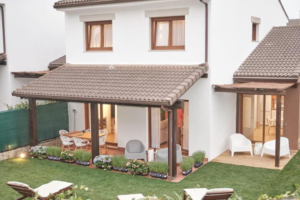 Yuhom, casas con alma, Xacedos 1 House in Galicia