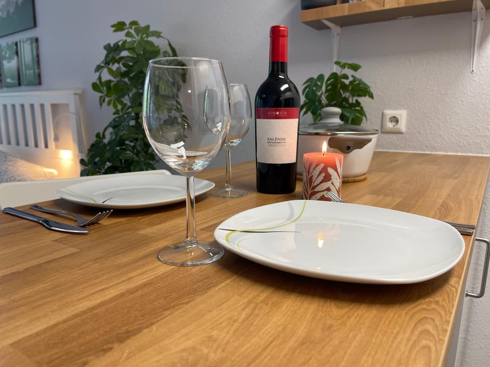Dining area, Food, Food, Lunch, Dinner, Dinner
