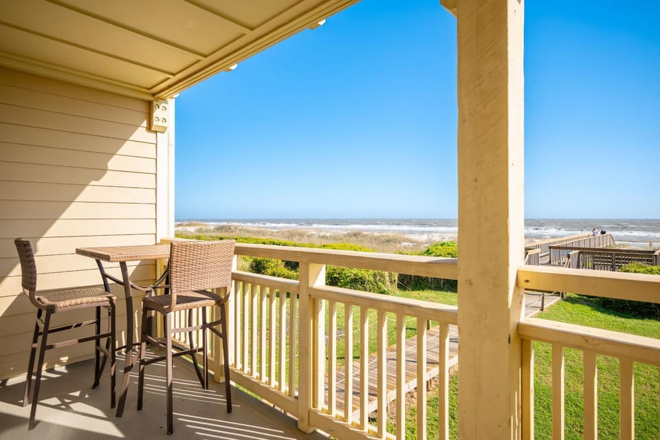 Cloud Nine by Oak Island Accommodations Apartment in Caswell Beach