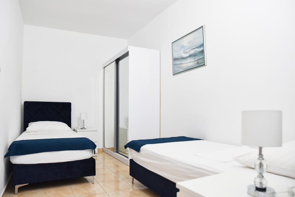 Hvar beach vacation Apartment in Vrboska