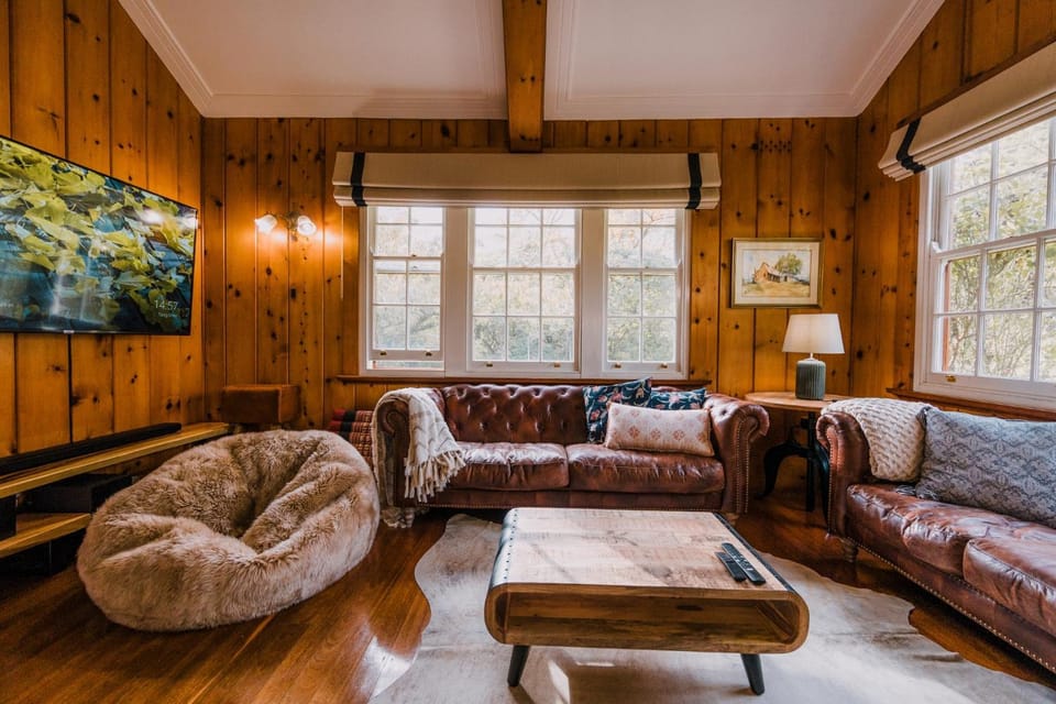 Lounge or bar