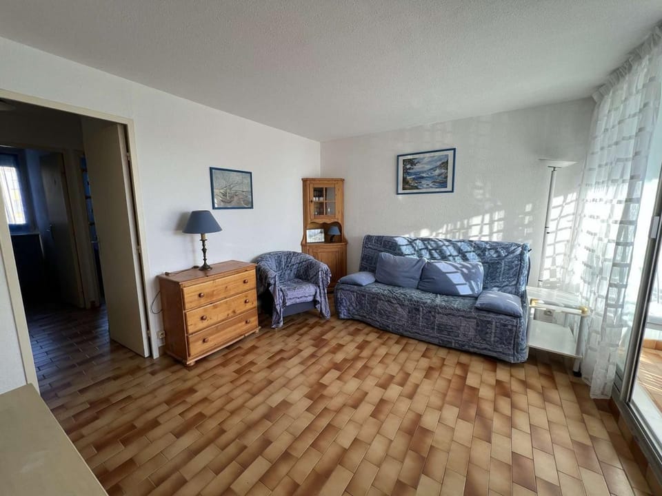 T2 Cabine avec Parking, Vue Jardin et Canal, Ascenseur, Lave-linge - FR-1-702-40 Cabin in Agde