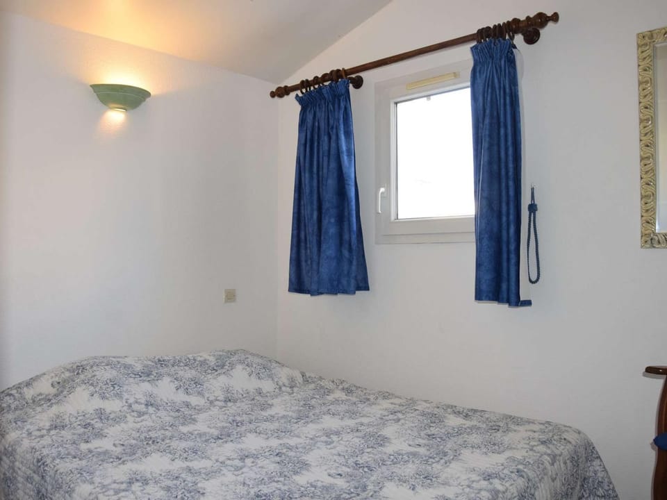 Maison de vacances climatisée avec terrasse, parking privé, proche plage et commerces - FR-1-387-190 Apartment in Marseillan