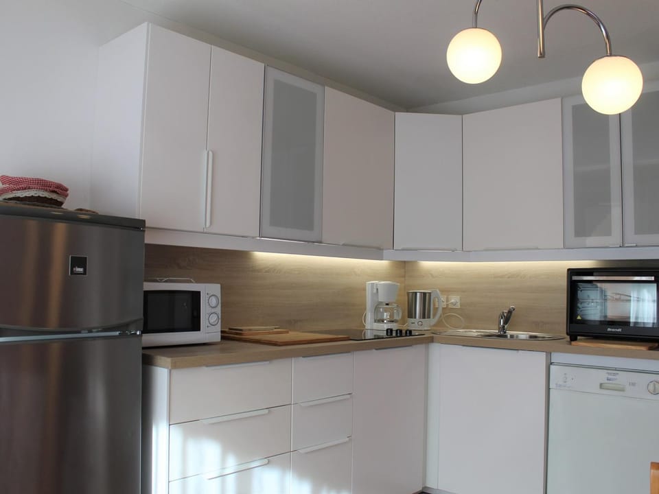 Appartement cosy 2 pièces avec coin nuit, 6 couchages, à 100m des pistes et commerces à Vars - FR-1-330B-207 Apartment in Provence-Alpes-Côte d'Azur