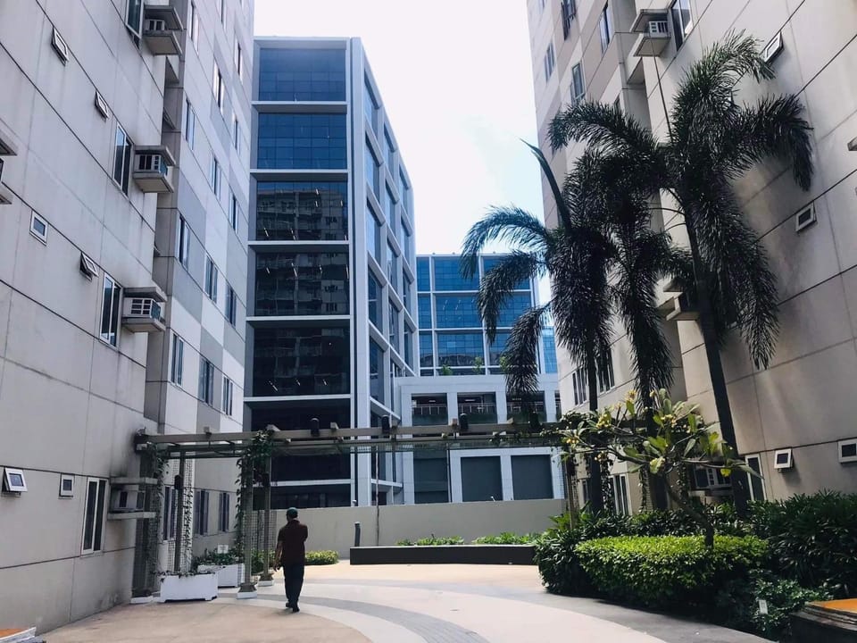 Condo-tel at Mall of Asia Apartment hotel in Pasay