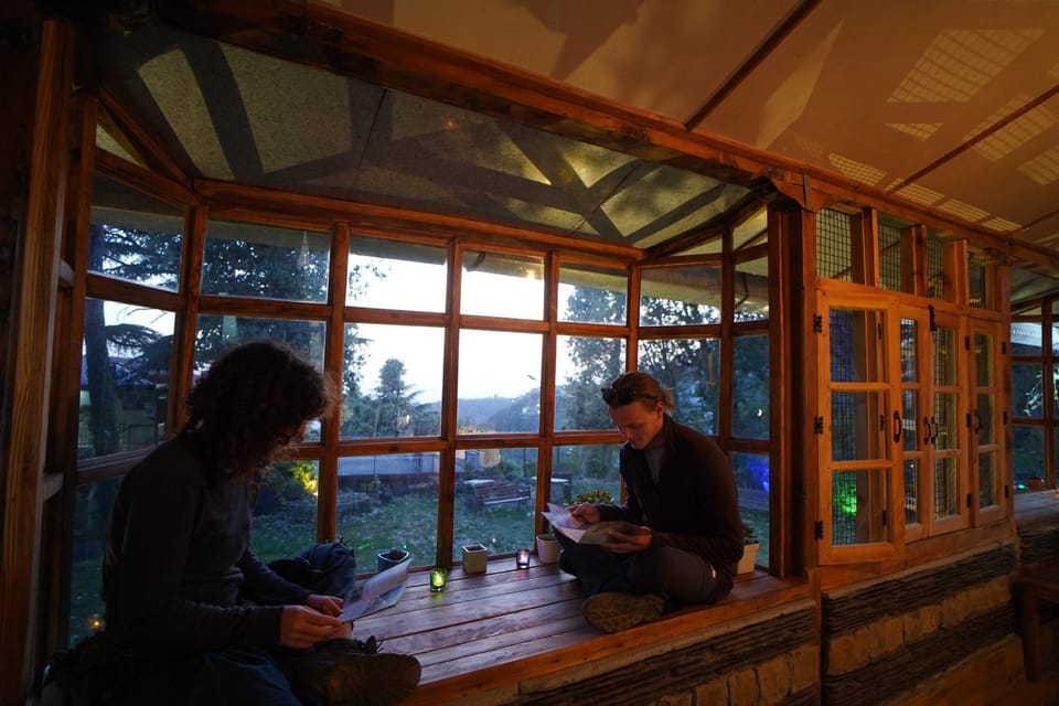Seating area, On site