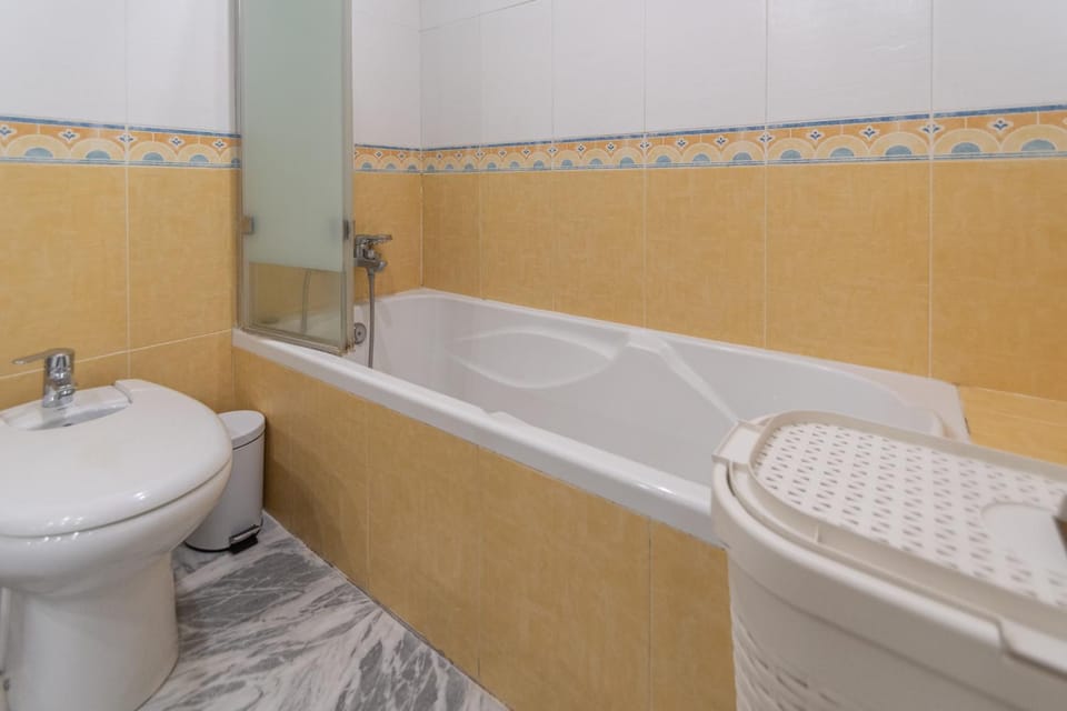 Bathroom, Bath