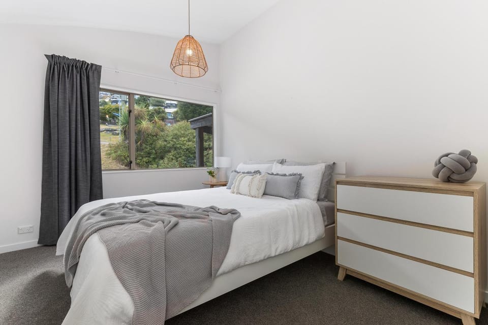 Spacious relaxing home House in Queenstown