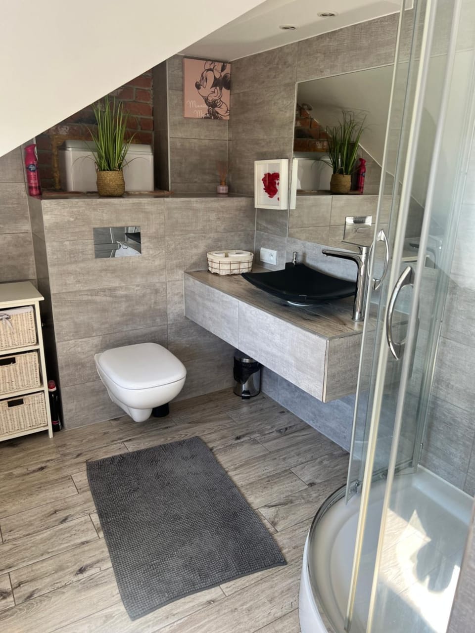 Shower, Toilet, Bathroom