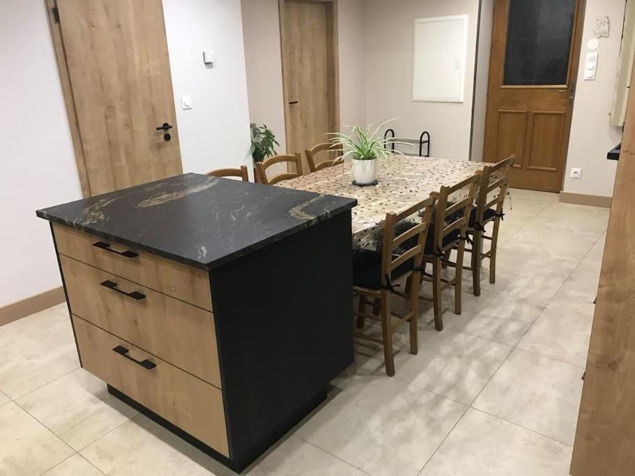 Paisible logement tout équipé pour 1 à 6 personnes Apartment in Grand Est