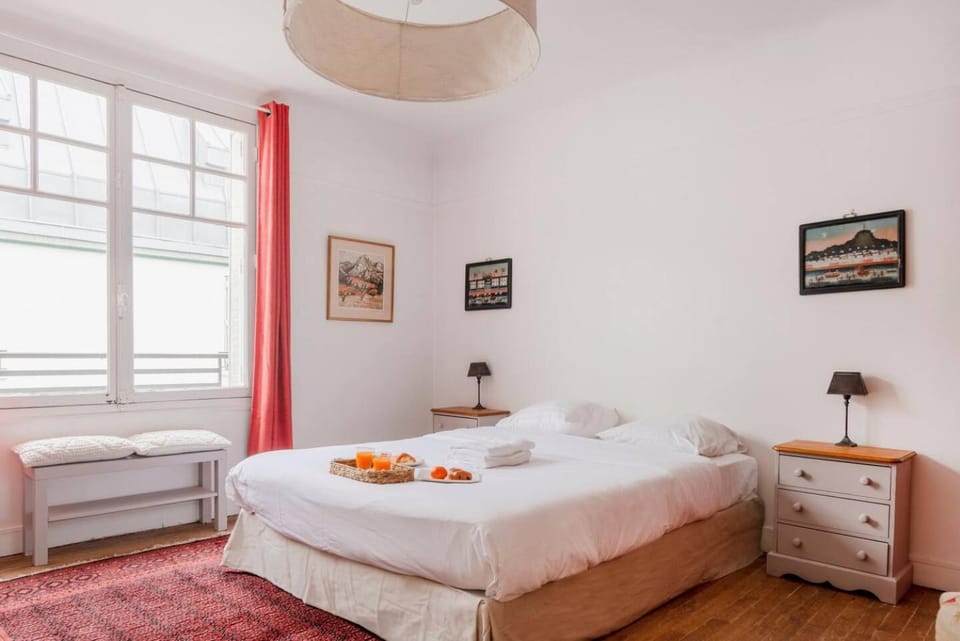 Bed, Bedroom
