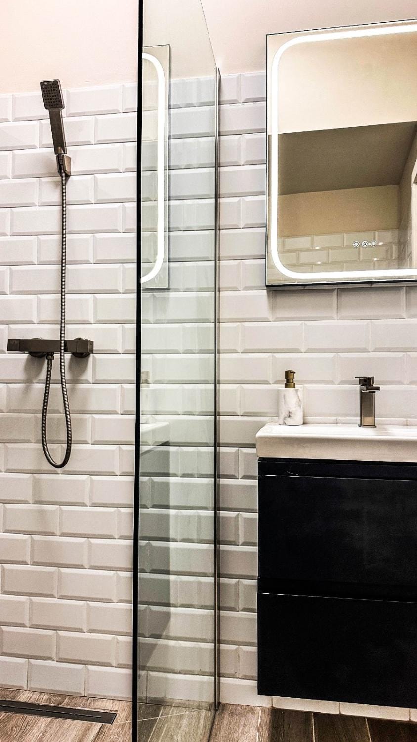Shower, Bathroom