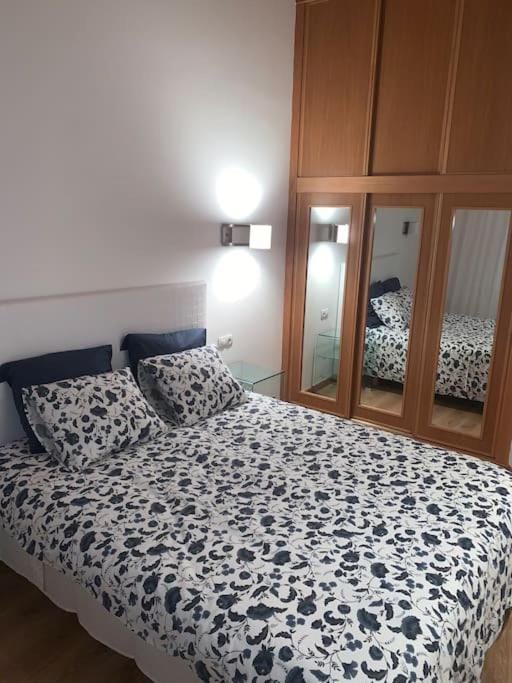 Bed, Bedroom, wardrobe