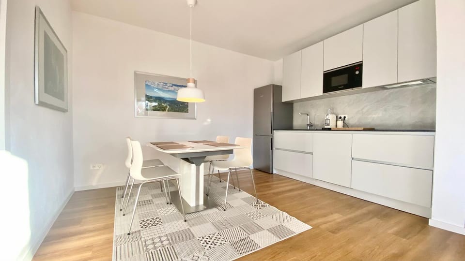 Living room, Dining area, kitchen