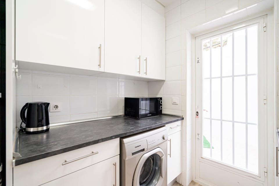 For You Rentals TEMPORAL Nice Chalet 3 Heights Linear City MIS570 Apartment in Madrid