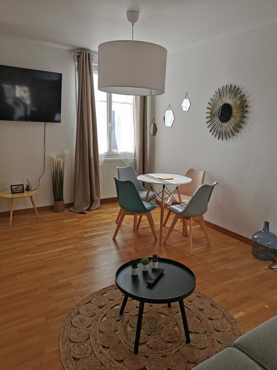 TV and multimedia, Living room