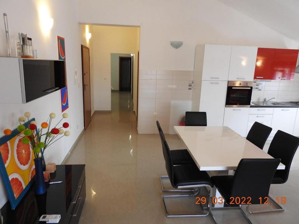 Apartman Ivan Apartment in Okrug Gornji