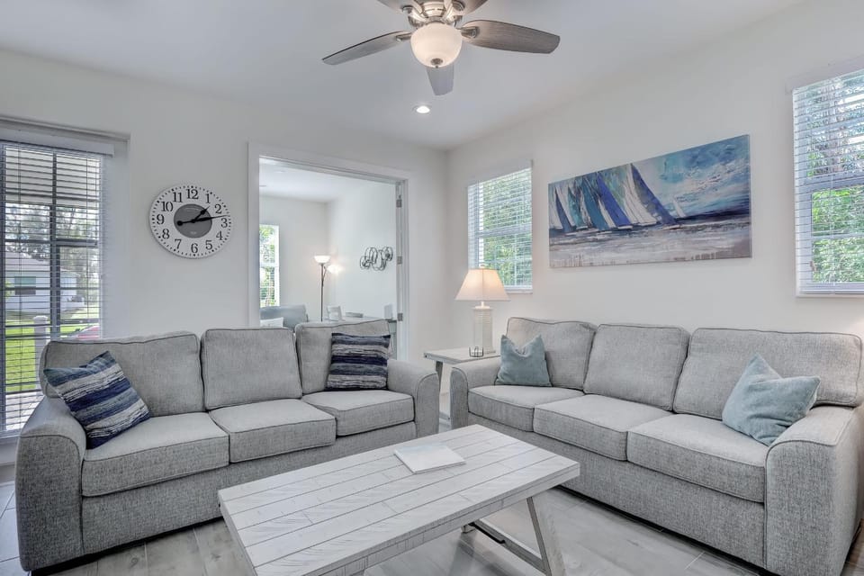 Vacation in the Bayshore Arts District of Naples House in East Naples