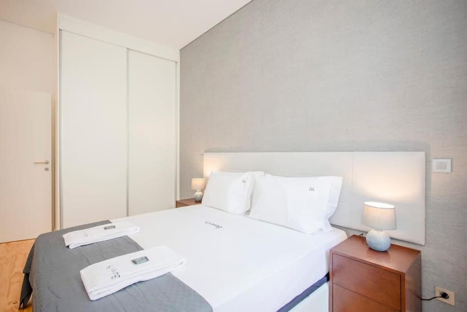 Liiiving in Porto-Mouzinho Residence Apartments Apartment in Porto