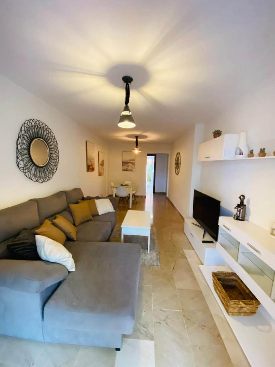 Living room, Dining area