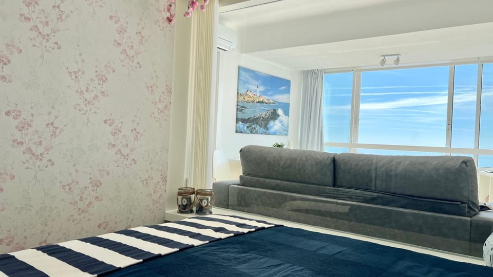 Living room, Bedroom
