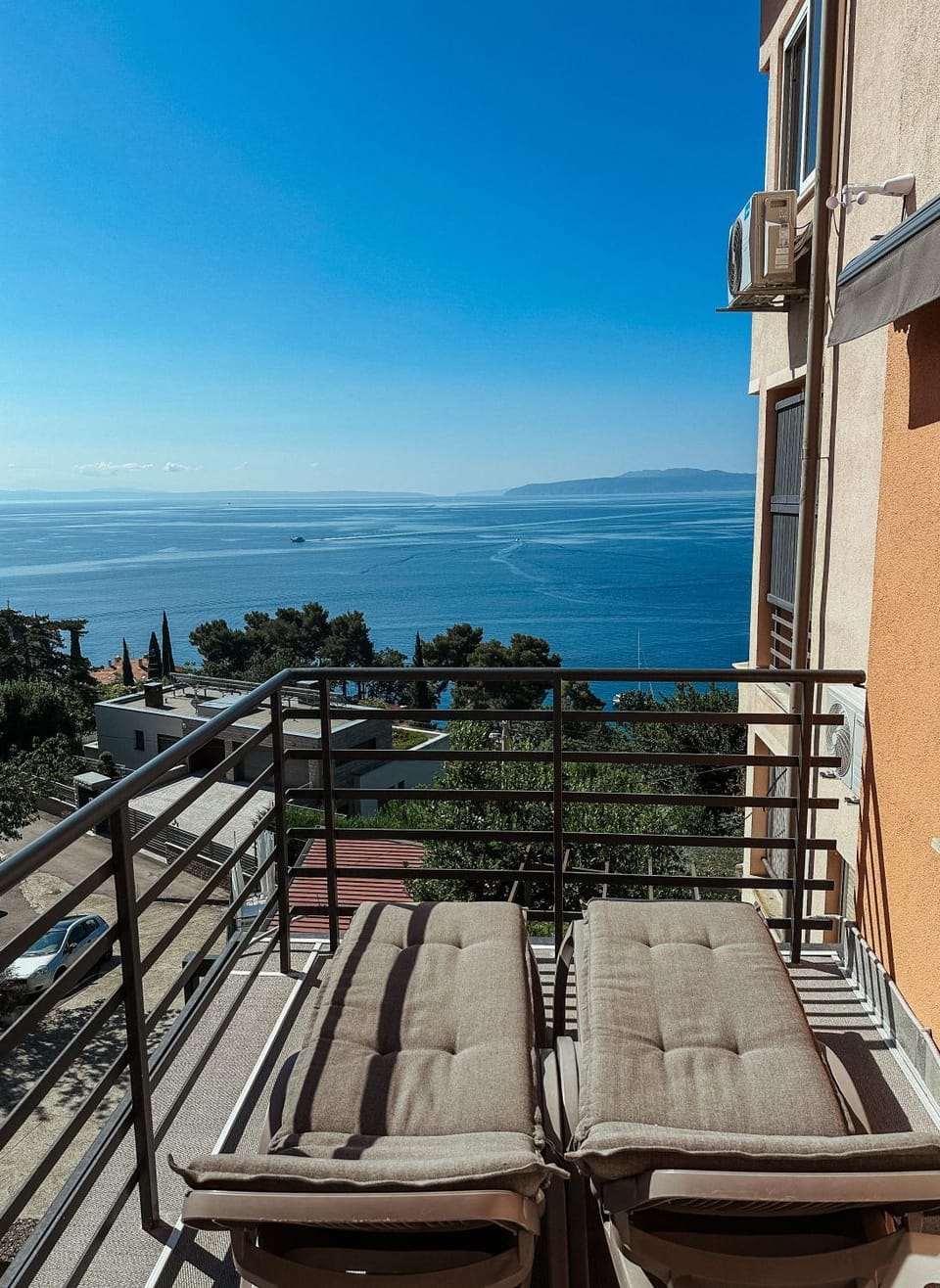 Day, Natural landscape, View (from property/room), Balcony/Terrace, Seating area, Sea view, sunbed