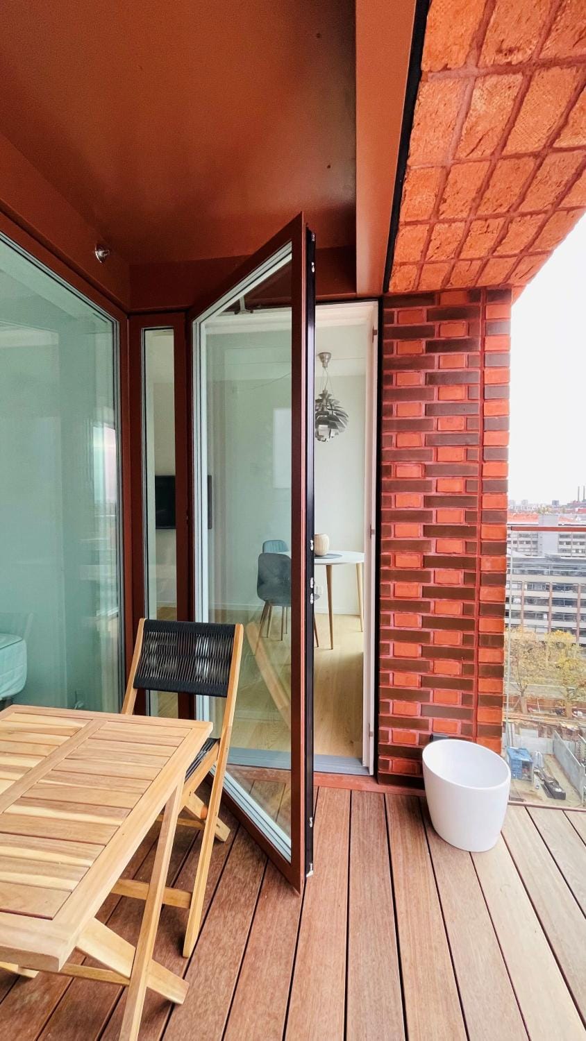 Property building, Balcony/Terrace