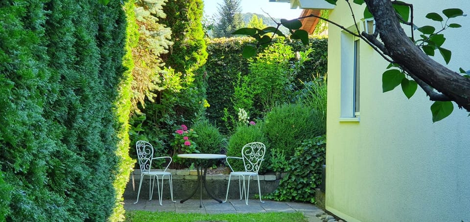 Property building, Natural landscape, Garden, Balcony/Terrace, sunbed