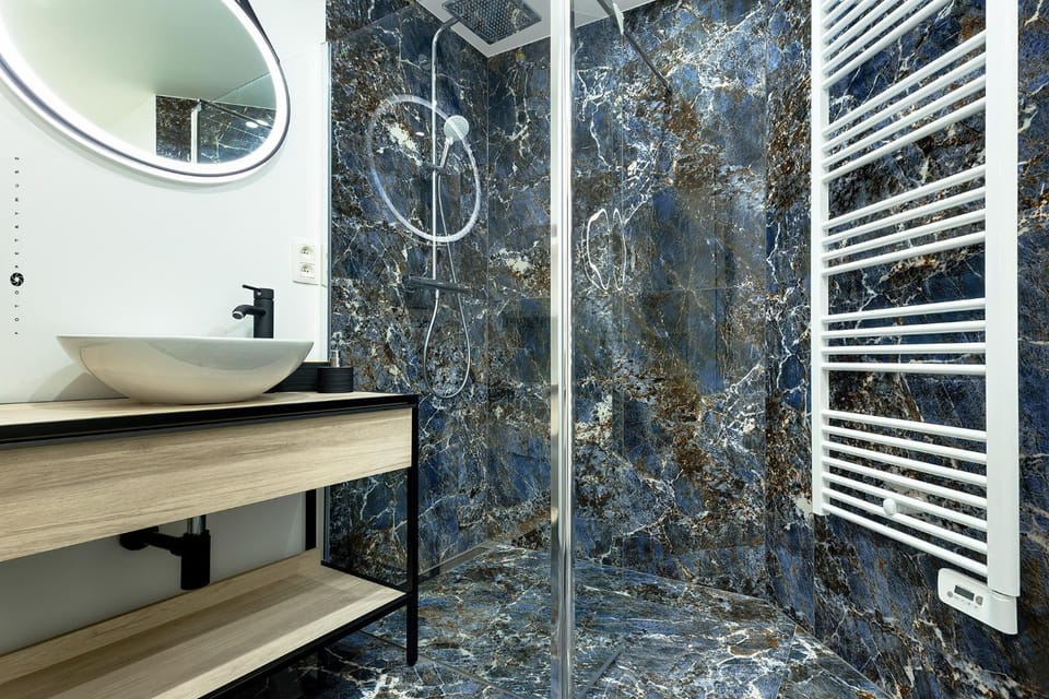 Shower, Bathroom