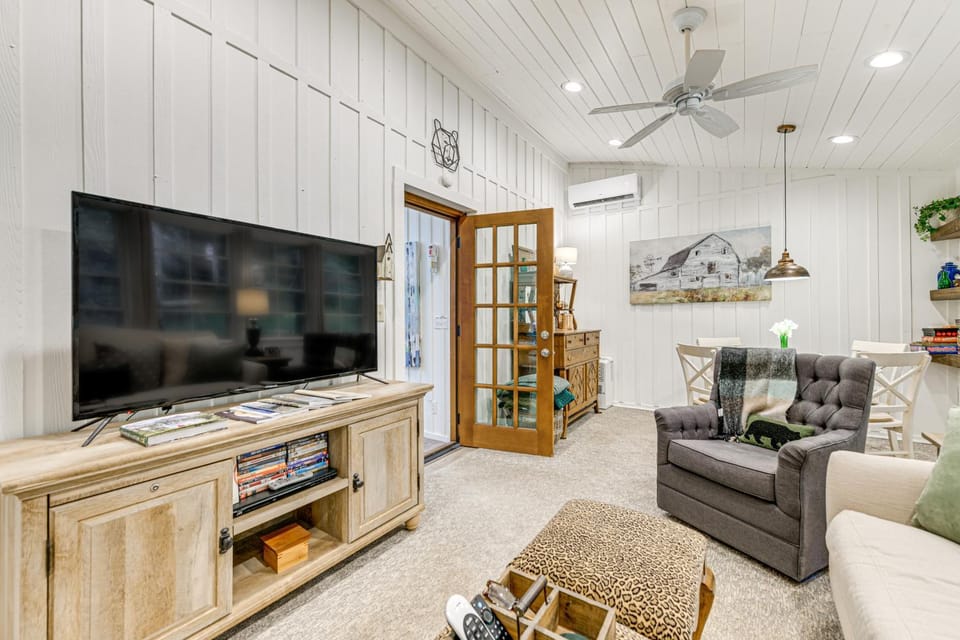 Highlands Vacation Rental - Walk to Main St! House in Highlands