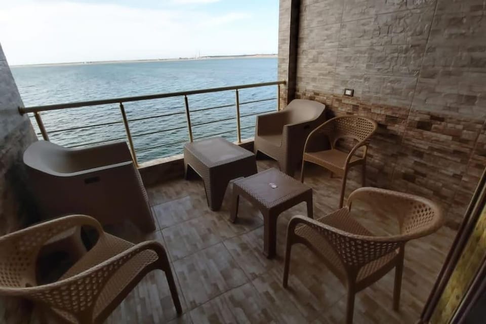 Day, View (from property/room), Balcony/Terrace, Seating area, Sea view