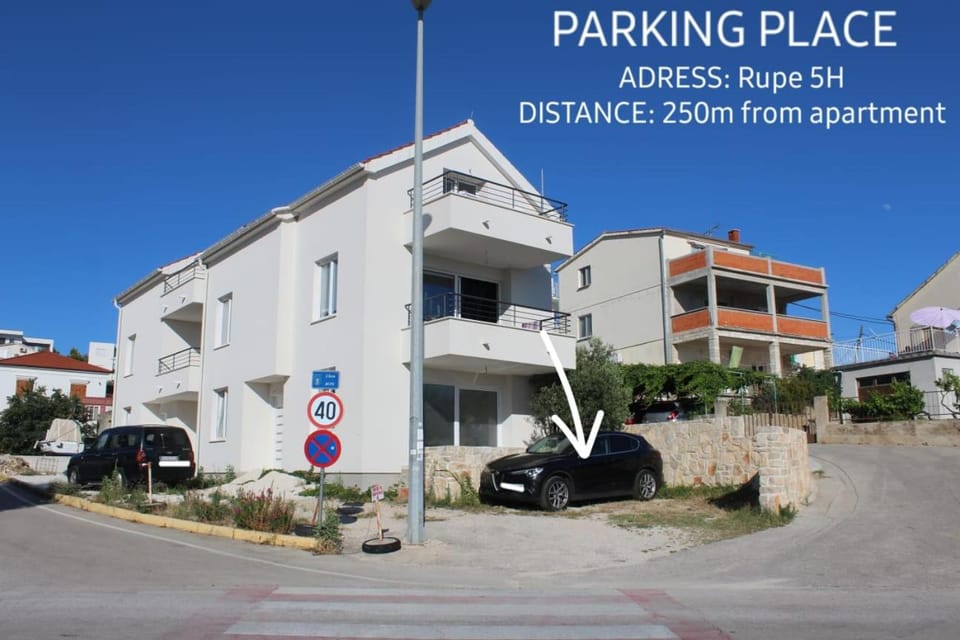 Pluton Apartment in Šibenik-Knin County, Croatia