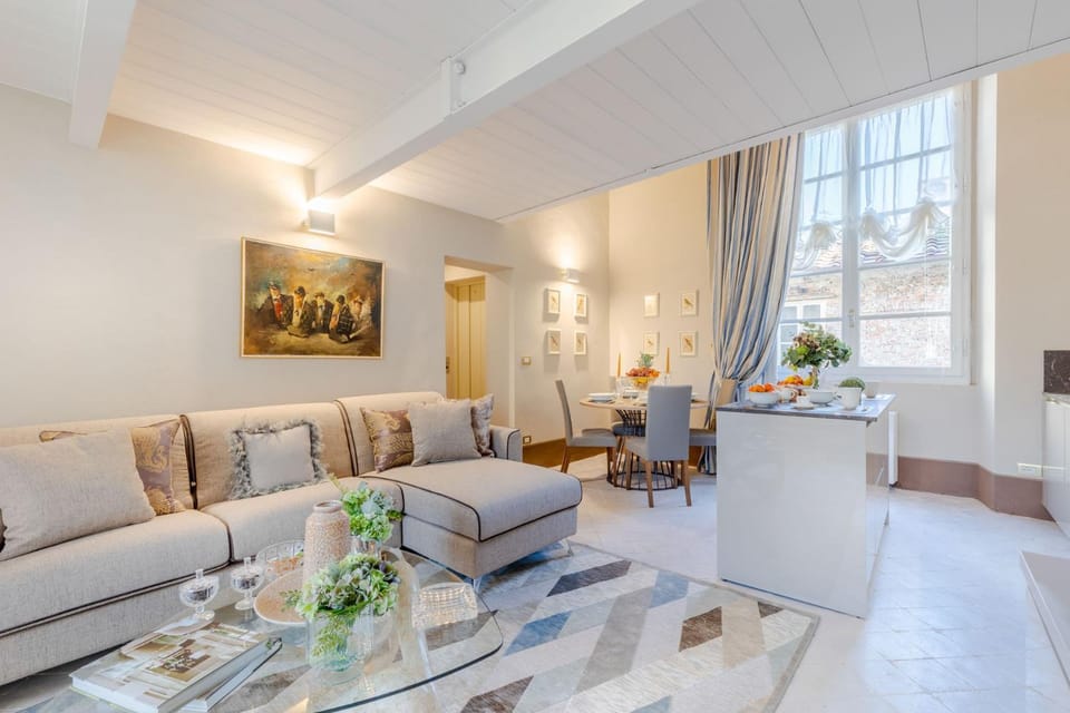 The Duke's Room, a jewel of apartment Apartment in Capannori