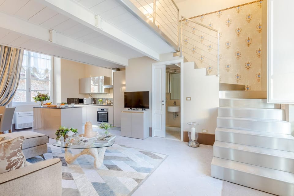 The Duke's Room, a jewel of apartment Apartment in Capannori