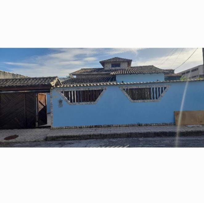 Facade/entrance, View (from property/room), Street view