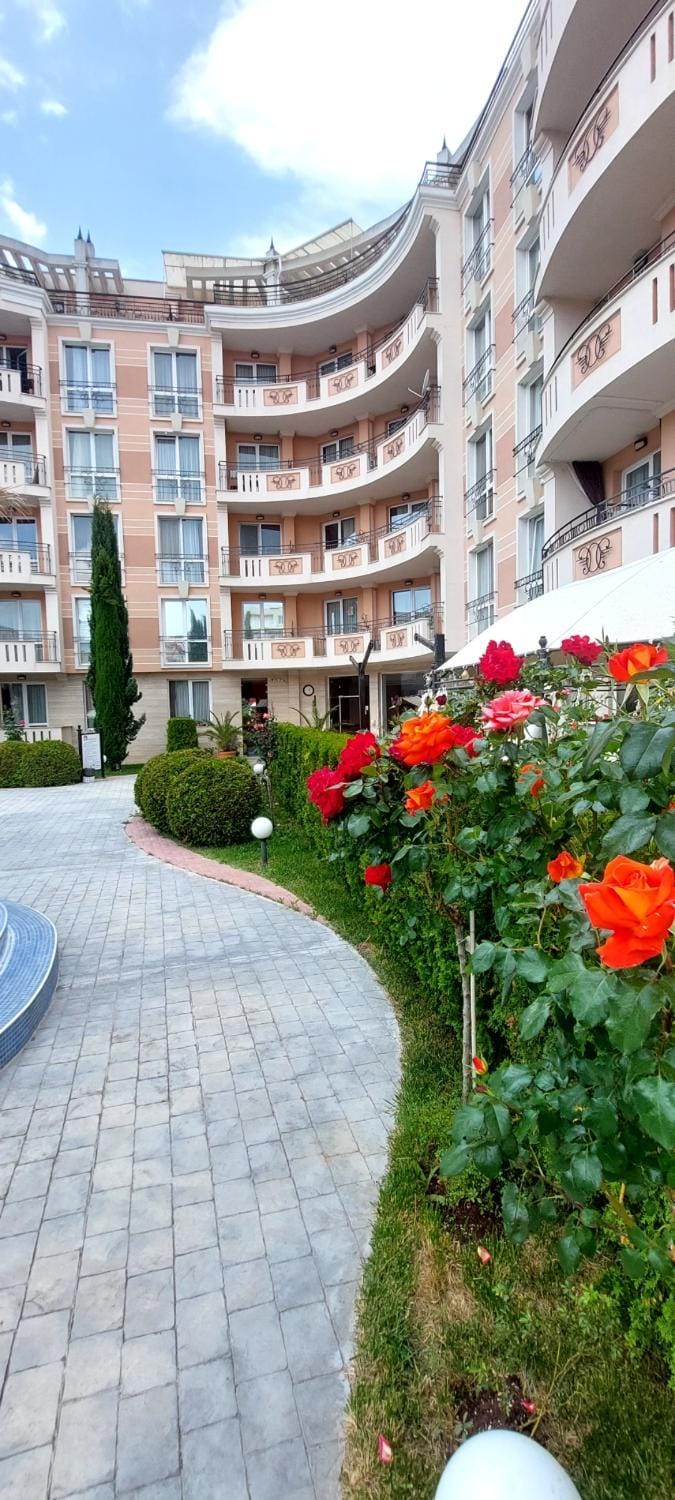 Property building, Spring, Garden view